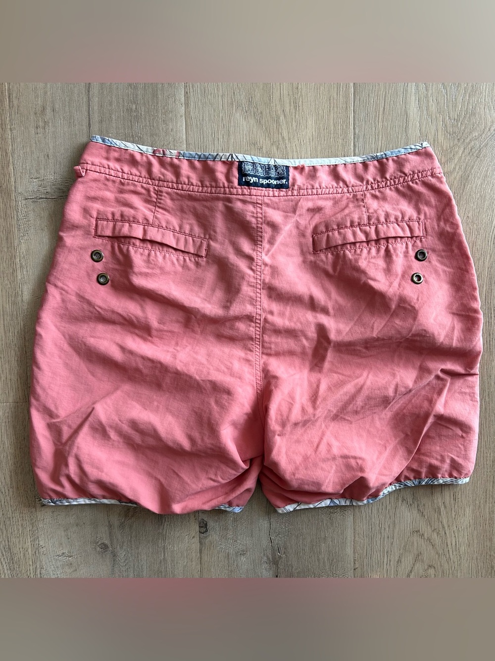 Men’s Reyn Spooner Board Shorts - Picture 2 of 7